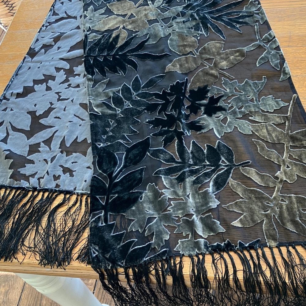 Burn Out Velvet Black Silver Leaf Pattern Fringed Shawl Scarf